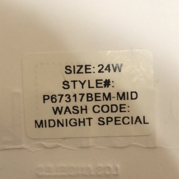 NWT Pistola Arielle Skinny Jeans 24W Midnight Special Distressed Black Denim - Picture 9 of 12